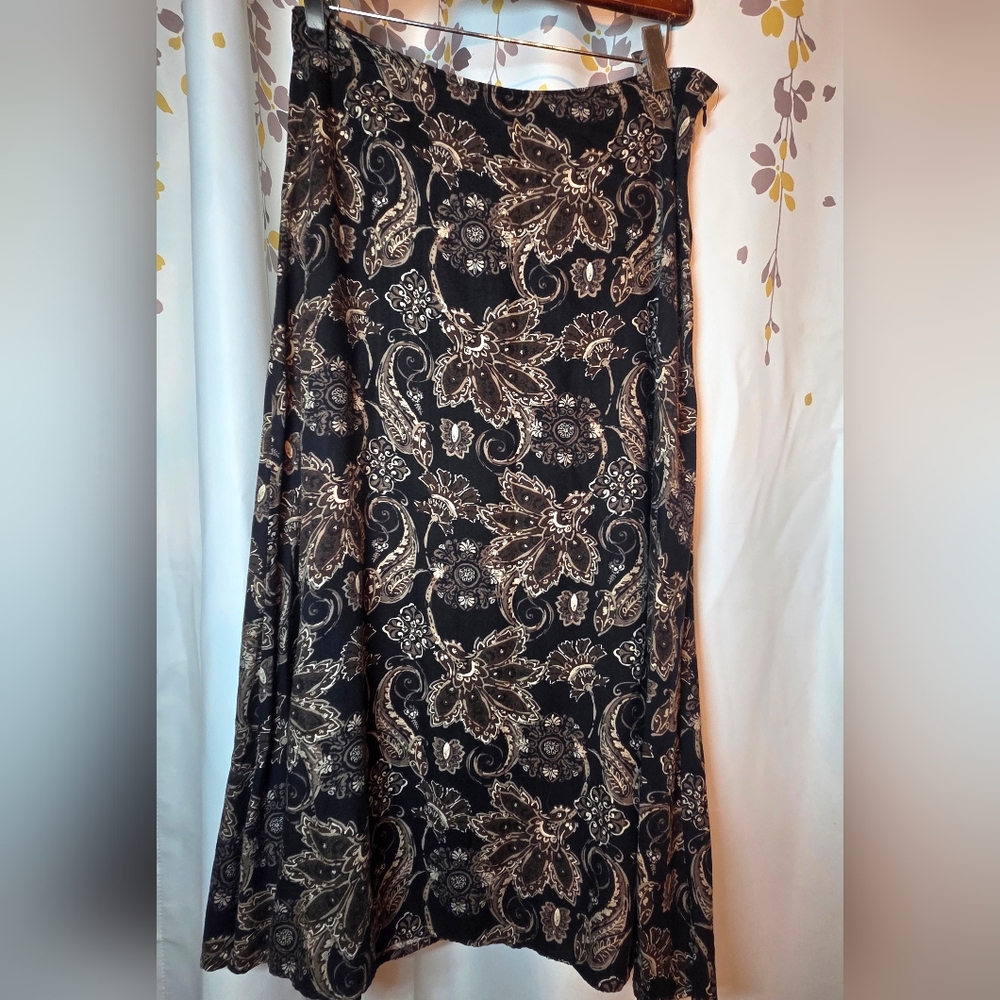 Vintage Croft & Barrow Black and Brown Paisley A-Line Skirt Size 6